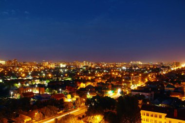 bir yükseklikten gece şehir Krasnodar görünümü