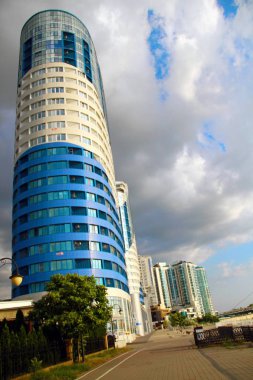 Krasnodar şehrinde binanın güzel görünümü