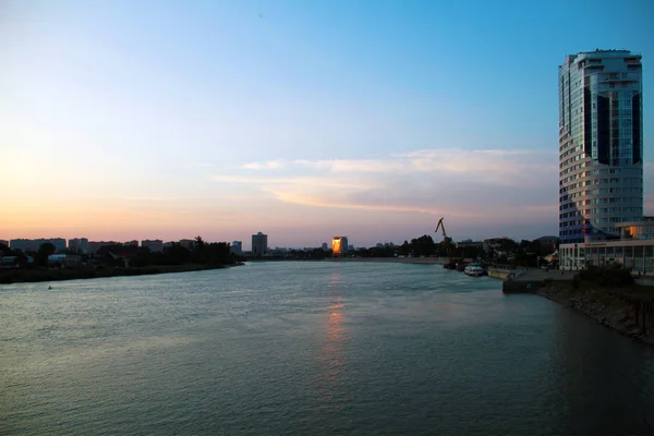川の夕景 — ストック写真