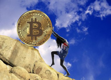 Avustralya bayrağına sarılı kız tepeye bitcoin sikkesi kaldırıyor..