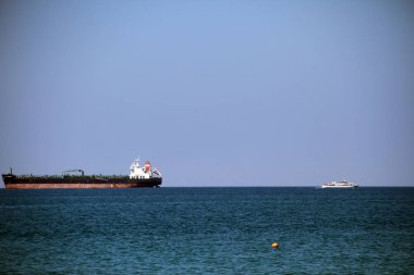 Tuapse, Rusya-Temmuz 2019: (Tuapse gemi limanı. Deniz tankeri.