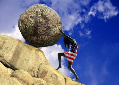Amerika Birleşik Devletleri bayrağına sarılı kız, bitcoin silueti şeklinde bir taş kaldırıyor.