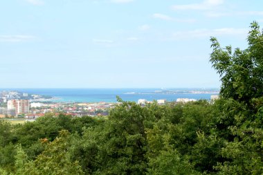 Rusya'da bir kıyı kenti olan Gelendzhik şehrinin en iyi görünümü