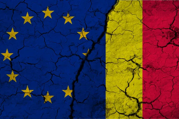 Європейський Союз Румунія Прапори Текстурованій Тріщині Концепція Співпраці Між Двома — стокове фото