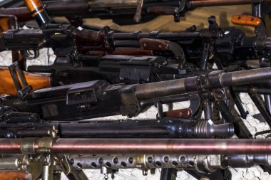 bir sürü savaş silahları, arka plan görüntüsü