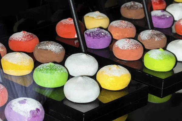 Deser Kolorowy Mochi Showcase Japońskie Danie Narodowe Obraz Tła — Zdjęcie stockowe