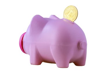 Beyaz arka plan üzerinde izole bitcoin ile dış görev pembe kumbara git