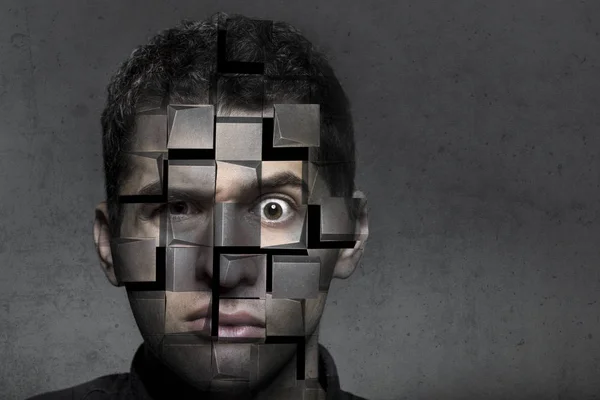 Portrait Homme Regard Perplexe Qui Décompose Cubes Concept Trouble Autodestruction — Photo
