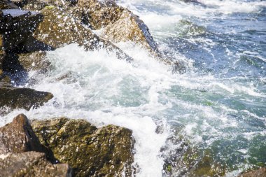 taş denizin dalgaları, güzel arka plan ile görüntü