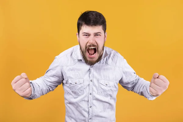 Agressieve man schreeuwen — Stockfoto