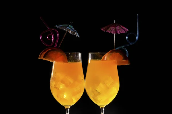 Cocktails on black background — Stock Photo, Image