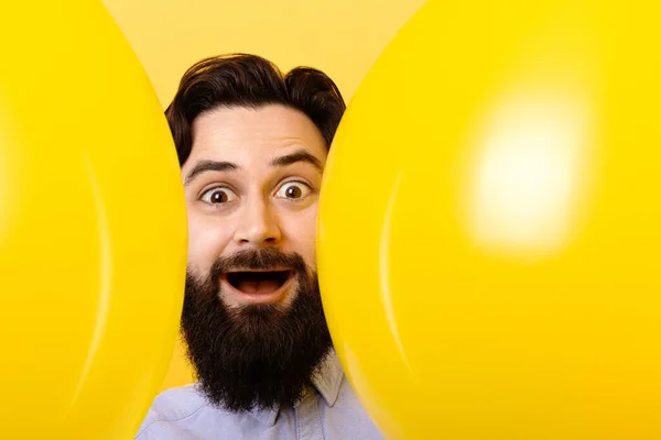 Man Met Baard Met Ballonnen Positief Humeur Concept Man Met — Stockfoto