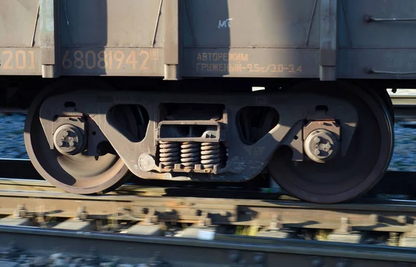 Rodas Comboio Mercadorias Movimento Transportes Ferroviários — Fotografia de Stock