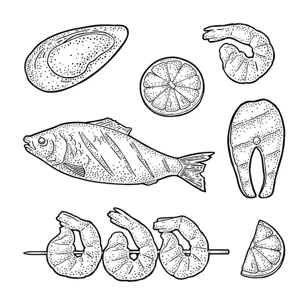 设置海景 烤整条牛排鱼 复古黑色矢量雕刻插图 隔离在白色背景上 手绘设计元件 — 图库矢量图片