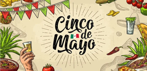 Cinco de Mayo belettering en Mexicaanse traditionele gerechten. Vector gravure — Stockvector