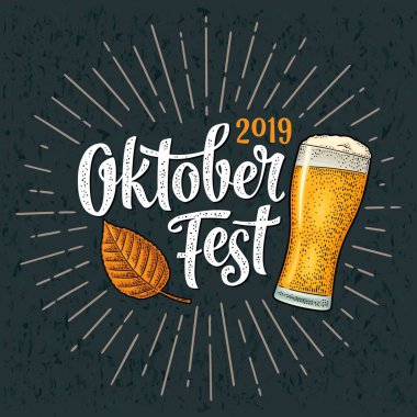 Oktoberfest 2019 raylı kaligrafik el yazısı harfleri. Cam bira gravür