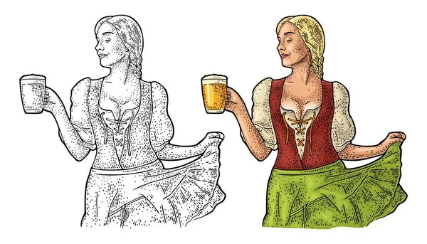 Jonge sexy Oktoberfest vrouw houden Bierpul. Vintage vector gravure — Stockvector