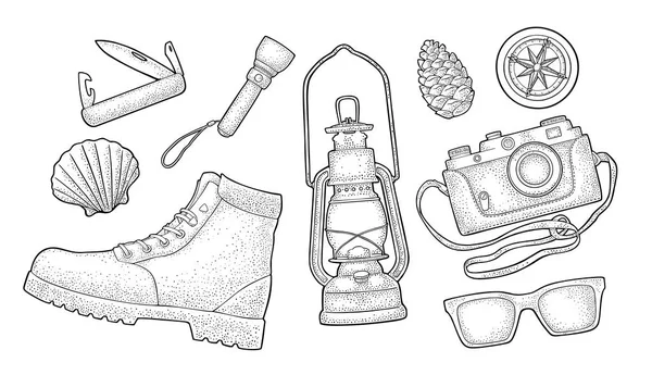 Seyahat açık hava eğlencesi için ayarlandı. Vektör vintage oymacılığı