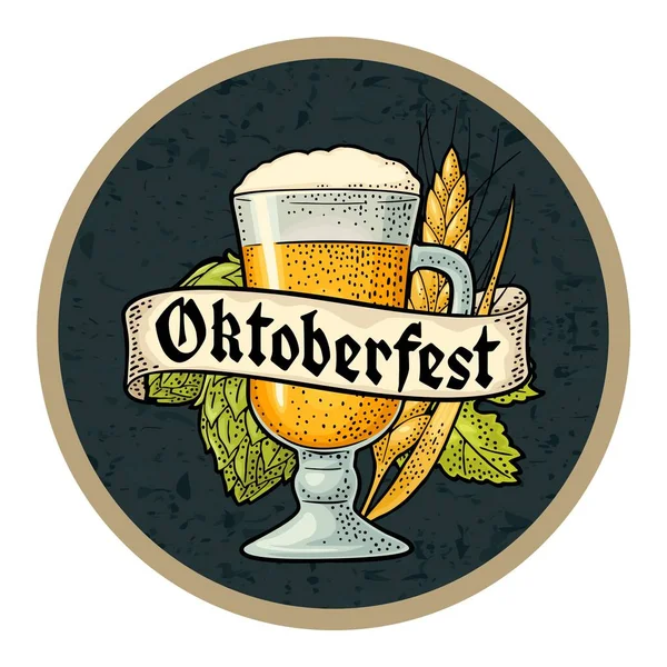 Kurdeleli cam bira, mısır ve hop dalı. Koyu çemberde izole edilmiş vektör oyma renk klasik çizimi. OktoberFest gotik harfleri. Bardak altlığı için reklam tasarımı