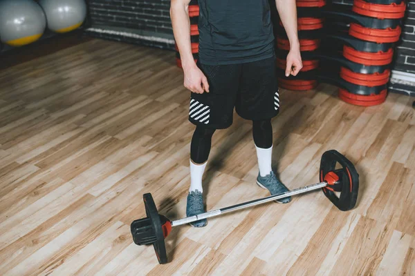 Overhead Cropped Body View Young Caucasian Bodybuilder Man Preparing Deadlift — Stock Photo, Image