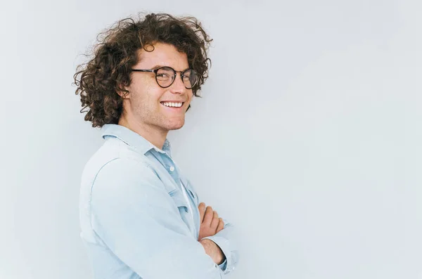 Perfil Horizontal Ver Retrato Guapo Joven Masculino Con Pelo Rizado — Foto de Stock