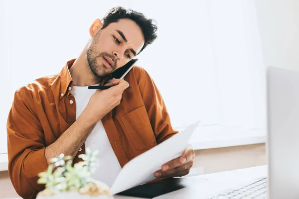 Freelancer Comunica Problemas Ventas Negocios Gente Tecnología Moderna Concepto Comunicación — Foto de Stock