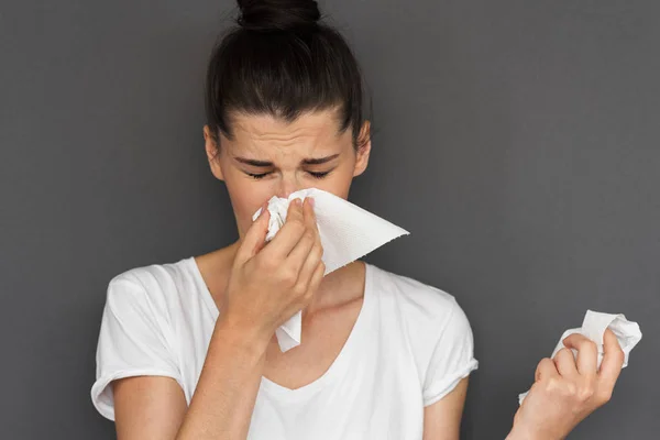 Caucasian Sick Woman Wearing White Tshirt Caught Cold Sneezing Tissue — Stock Photo, Image