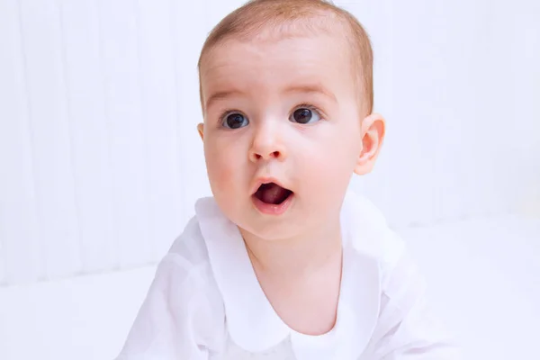 Красивый Детский Портрет Белом Фоне — стоковое фото