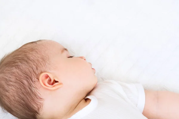 Close Portret Van Een Mooie Slapende Baby Witte Bakcground — Stockfoto