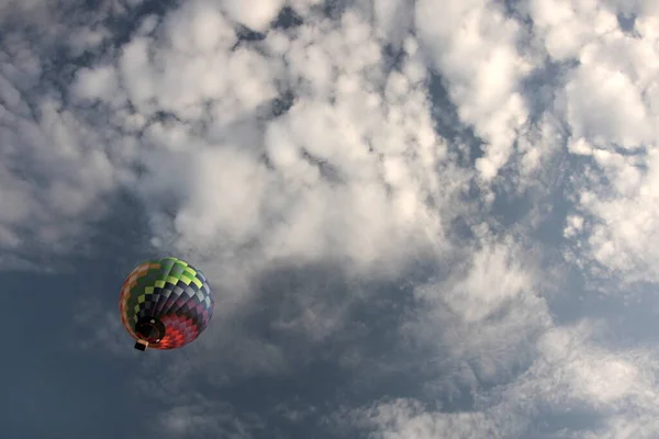 Kolorowy Balon Niebie — Zdjęcie stockowe