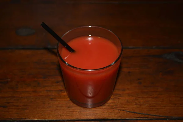 Due Bicchieri Con Succo Pomodoro — Foto Stock