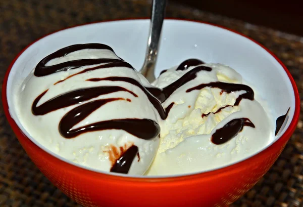 Helado Tazón Naranja —  Fotos de Stock