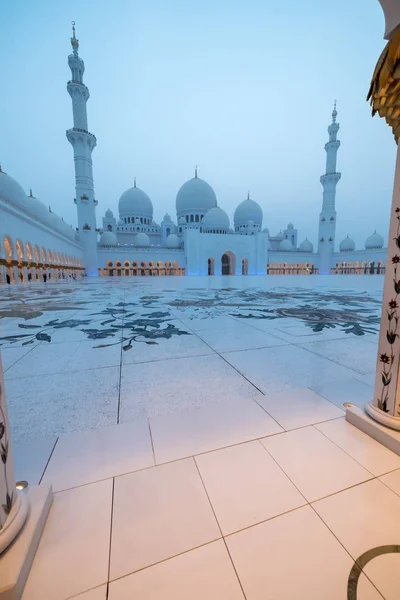 Abu Dhabi Förenade Arabemiraten Augusti 2018 Sheikh Zayed Grand Mosque — Stockfoto