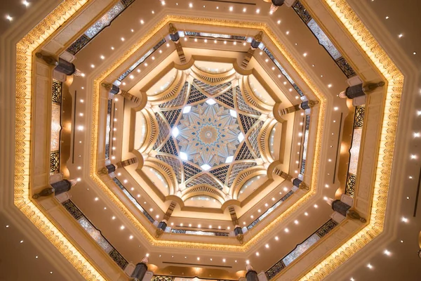 Abu Dhabi Emiratos Árabes Unidos Agosto 2018 Emirates Palace Hotel — Foto de Stock