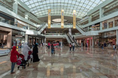 Dubai, Birleşik Arap Emirlikleri 16 Kasım 2018, Dubai Festival City Mall Festival City bölgesinde Ramazan sırasında orada bulunan dekorasyon çok ve sunar