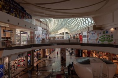 Dubai, Birleşik Arap Emirlikleri 16 Kasım 2018, Dubai Festival City Mall Festival City bölgesinde Ramazan sırasında orada bulunan dekorasyon çok ve sunar