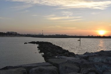 Sheikh Zayed Road için La Mer ve Dubai Downtown, Birleşik Arap Emirlikleri Dubai slyline