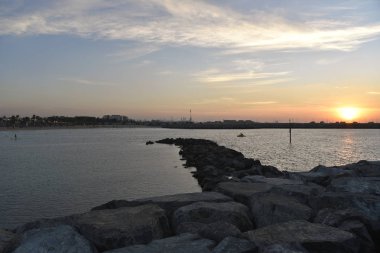 Sheikh Zayed Road için La Mer ve Dubai Downtown, Birleşik Arap Emirlikleri Dubai slyline