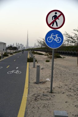 Nad Al Sheba Bisiklet parça road, Dubai, Birleşik Arap Emirlikleri Dubai manzarası, motorcu
