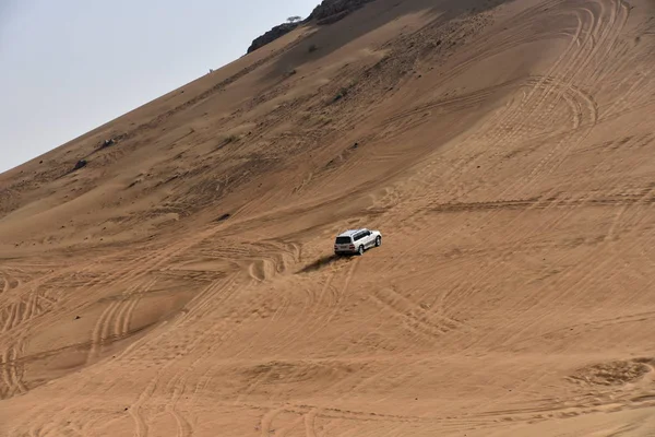 Rosa Felsen Sharjah Vereinigte Arabische Emirate Februar 2019 Geländewagen Ist — Stockfoto