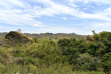 Cagayan şehrinde bulunan Magat Barajı çevresinde, Isabela, Phili