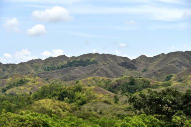 Cagayan şehrinde bulunan Magat Barajı çevresinde, Isabela, Phili