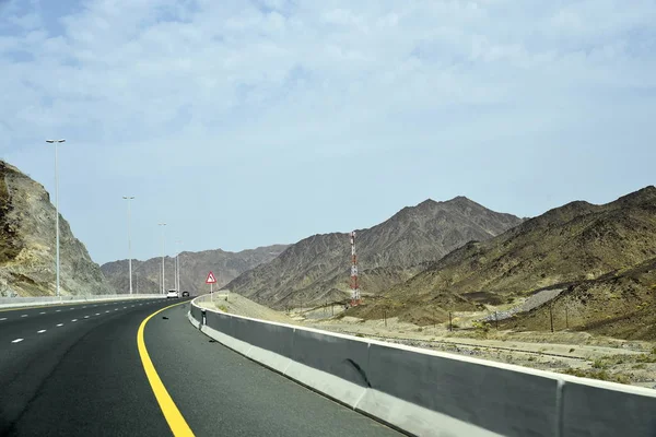 Nueva Dubai - Fujairah Road, Sheikh Khalifa Bin Zayed Road, Ras A — Foto de Stock