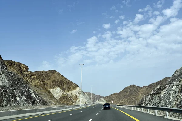 Nueva Dubai - Fujairah Road, Sheikh Khalifa Bin Zayed Road, Ras A — Foto de Stock