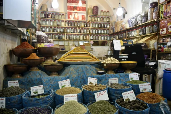 Vakil Bazaar, Shiraz, Província de Fars, Irã, 23 de junho de 2019, localizar — Fotografia de Stock