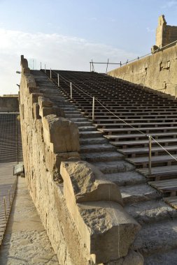 Persepolis (Takht-e-Jamshid veya Taxt e Jamsid veya Jamshi Tahtı