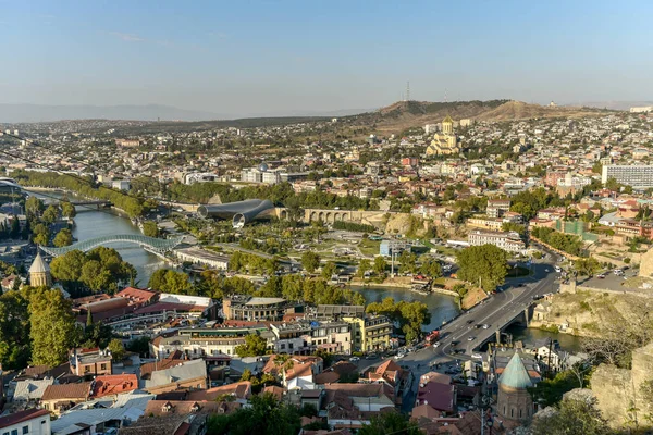 Old Tbilisi, Tbilisi, Georgia, 17 ottobre 2019, Arial view of T — Foto Stock