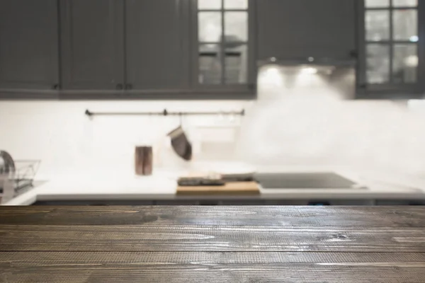 Fundo Desfocado Cozinha Café Cinza Desfocado Moderno Com Mesa Madeira — Fotografia de Stock