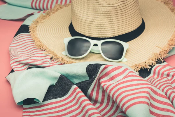 Straw Beach Sun Hat Sun Glasses Punchy Pink Space Text — Stock Photo, Image