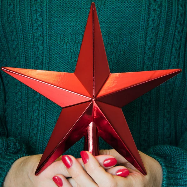 Christmas Red Star Tops Chistmas Tree Women Hand Joy Decorating — Stock Photo, Image